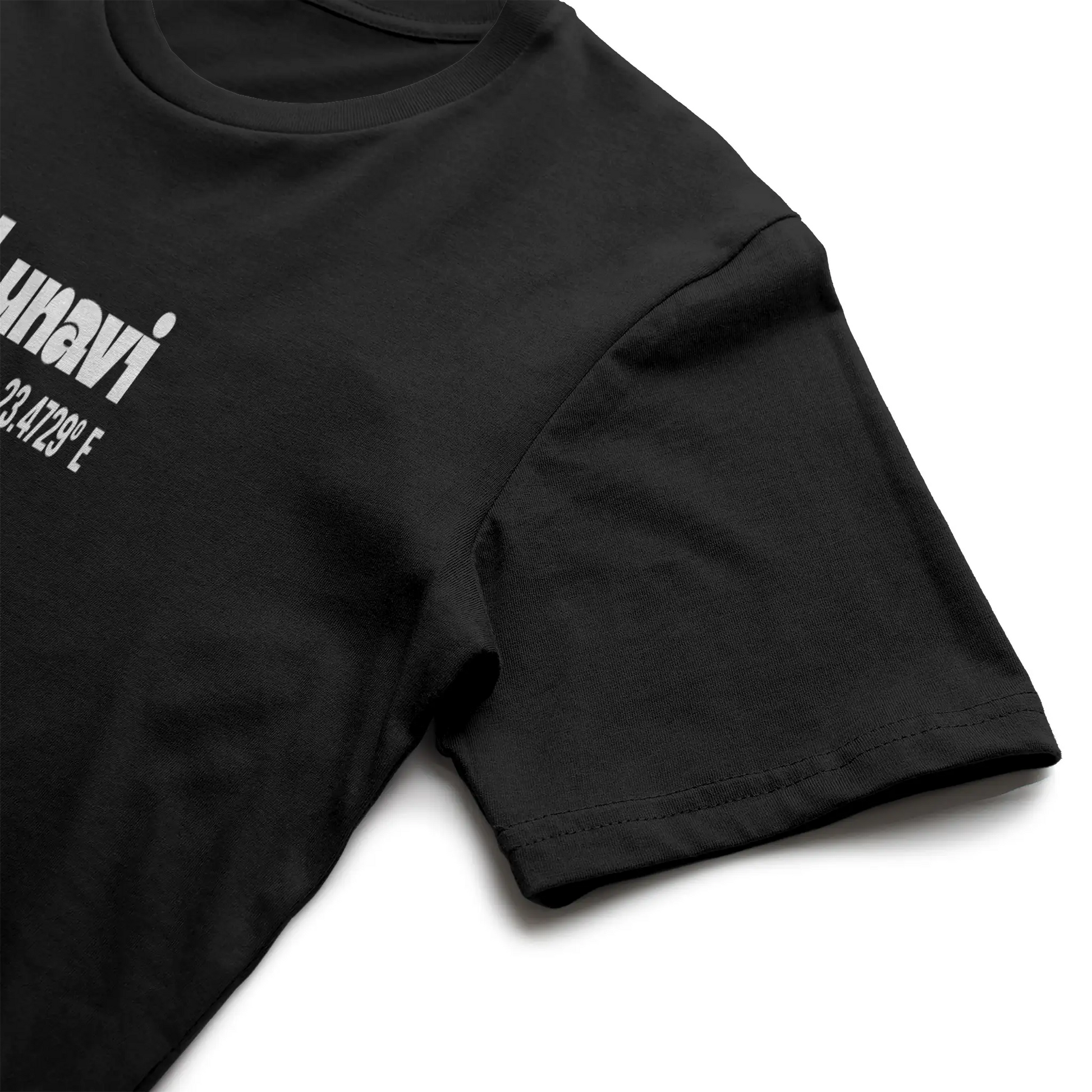 LUNAVI Shadow Tee